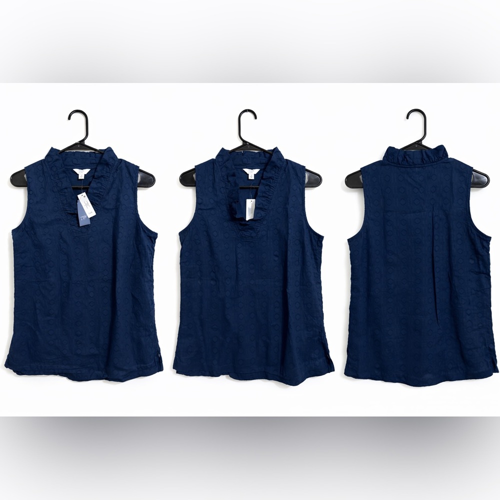 Crown & Ivy Navy Textured Sleeveless Blouse
